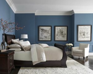 ترکیب رنگ آبی تیره و قهوه ای برای اتاق